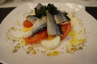 油燉秋刀魚佐番茄水煮蛋