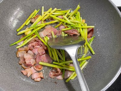 下蘆筍拌炒