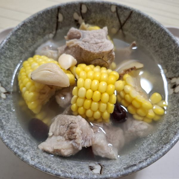 電鍋料理-抗氧化的蒜頭排骨湯