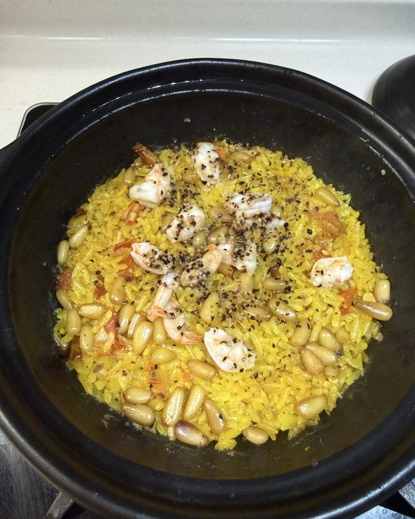 松子蝦仁金黃香料飯