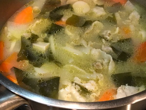 濃郁香醇的湯頭，還有豐富的配料真的超讚的！