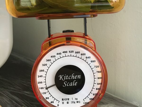 秤重！約140g⋯⋯

K麻只做一週的份量，
沒秤的話，大概是三株（串）。