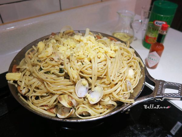 放入Cheddar起司塊拌攪致均勻就完成囉～