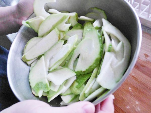 拌均勻靜置10分鐘..