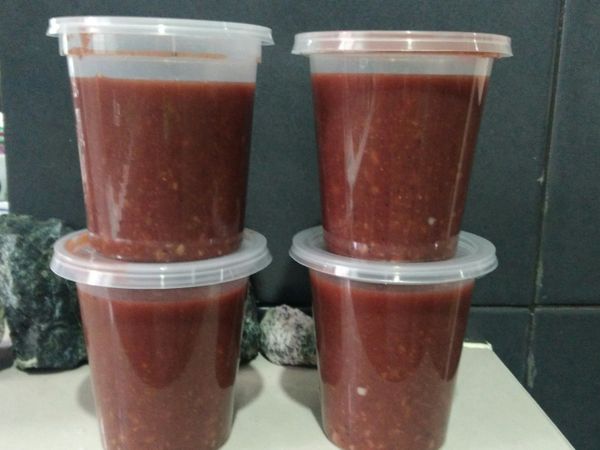 酱汁会有多的，可以装在胶盒放冰库，到要蒸热扣肉时，加进去才蒸。