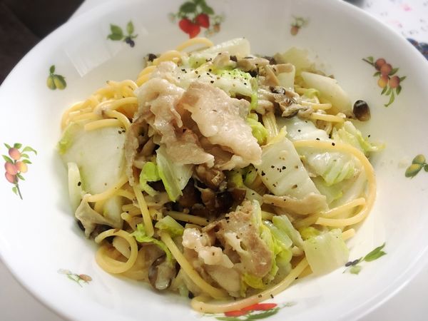 煮滾後轉大火讓多餘的湯汁蒸發後關火即完成！