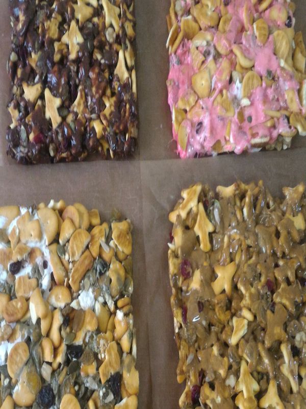 放涼，切小塊即可。