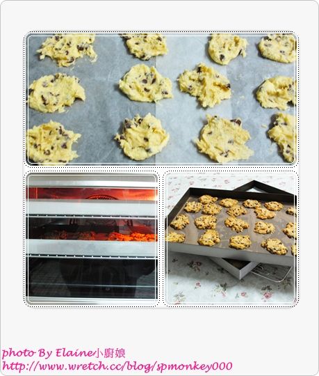 將作法9.烤盤中的麵糊，以上火190℃/下火120℃烘烤約30分鐘左右，烤好後繼續利用餘溫燜約5~10分鐘左右(下圖左方)。

Tips:在烘烤的過程中，需注意上色的狀況，由於每台烤箱的溫度不盡相同，烤溫與時間要靈活運用。