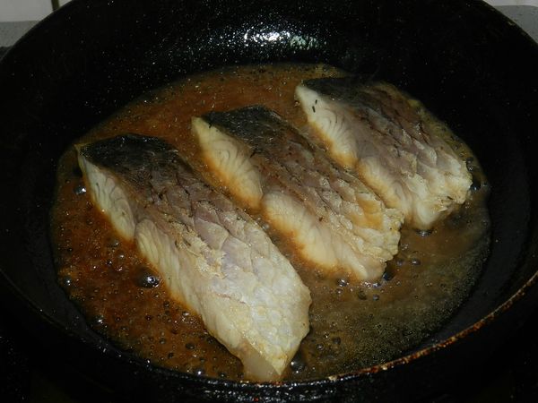 下調味料慢慢收乾湯汁