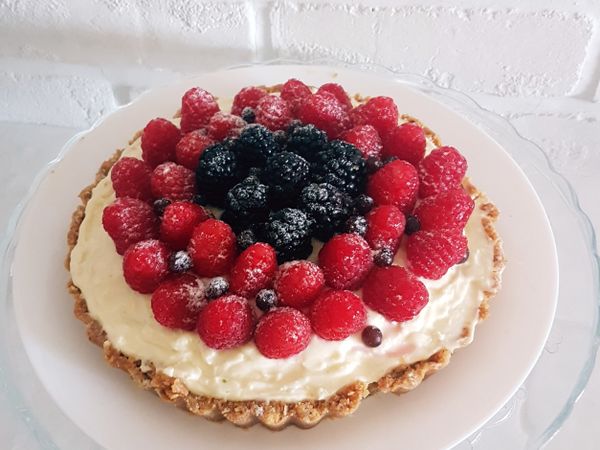 最後糖粉過篩，撒上就完成了