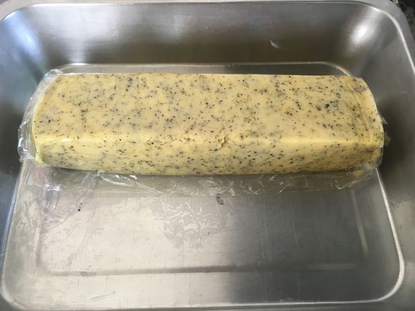 拌勻後塑形就可放入冰箱冷藏