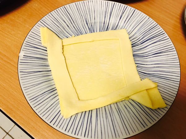 畫好之後再打開，上下互折