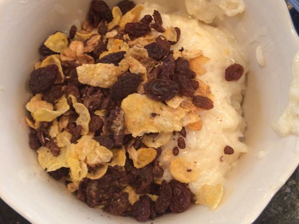 最後再加上裝飾就可以開動囉