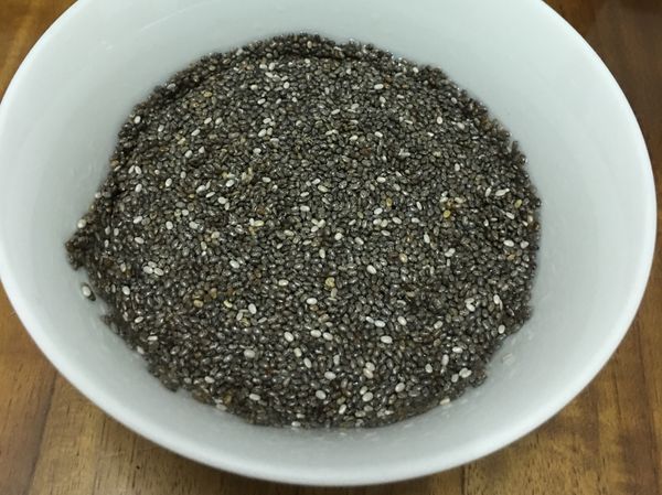 1大匙奇亞籽+80ml水混合備用