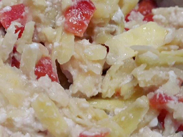 完成圖
地瓜有甜份 對毛小孩很棒 也替無調味料的鮮食添加風味哦！
⭐但如果過胖的毛小孩就不推地瓜
甜椒有很豐富維他命C👍
雞胸肉無油脂 不易胖不易使毛小孩過敏
豐富的蛋白質 很適合拿來當鮮食
（如果有結紮或手術後的狗狗也很適合補充營養）