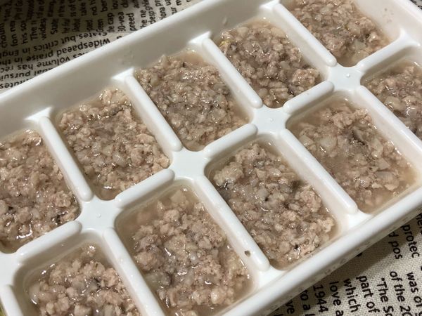 待涼分裝製冰盒送冷凍庫