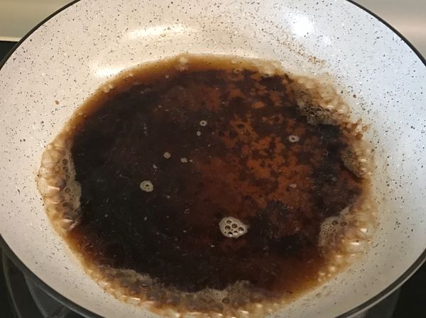 倒入3/2的熱紅茶