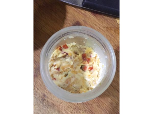 豬油蒜頭拌飯拌麵都很方便增加香氣