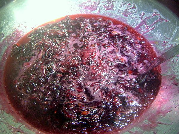 (熬煮時要偶而翻攪一下)