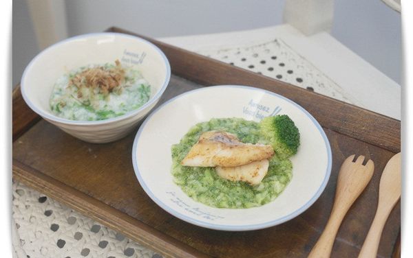 今日寶寶套餐:嫩煎魚排佐青醬+小白菜柴魚粥