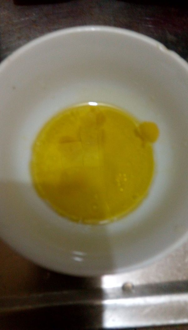 檸檬油醋醬：
３橄欖油：１檸檬汁【或蘋果醋】。加入檸檬皮屑。調勻當淋醬。