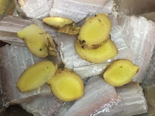 加入醃料 大約醃個20分鐘左右