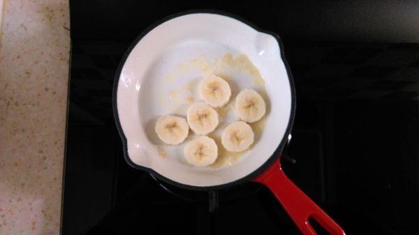 香蕉切片擺進去