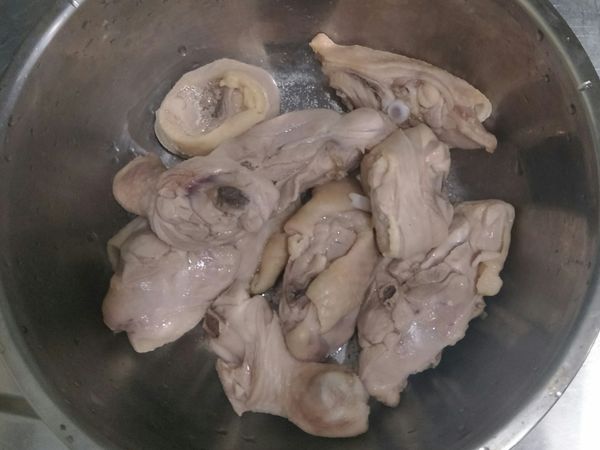 雞肉燙去血水