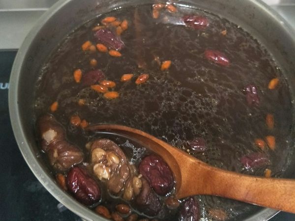 最後加鹽即可。