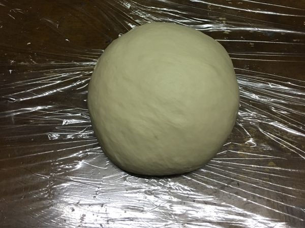 攪拌至有筋性 不粘鍋 放入事先準備好的蒸籠鍋（以關火🔥）20分鐘（基礎發酵  28度 ）