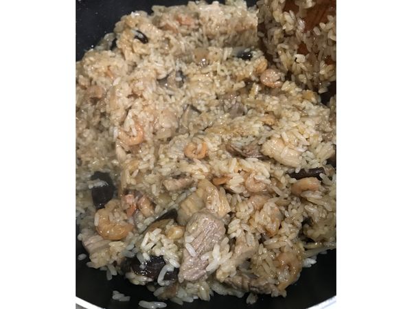 炒到稍微巴上顏色