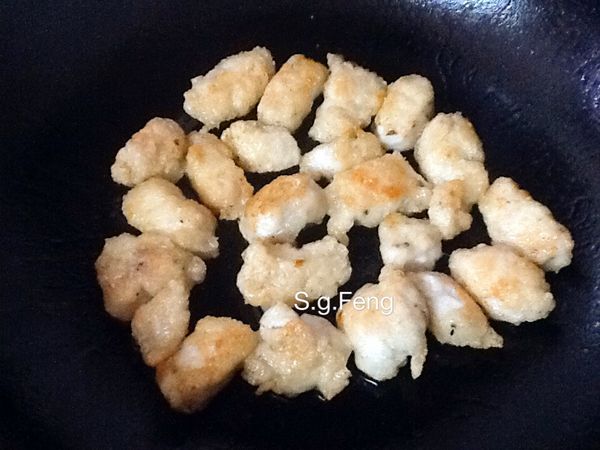 9.煎至雙面熟成金黃洽洽即可。