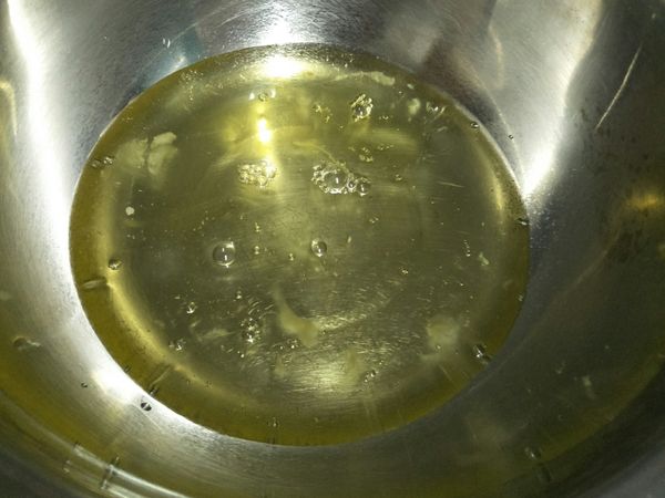 蛋白打至拉起有小勾彎，糖分3次加入（忘了拍QQ）