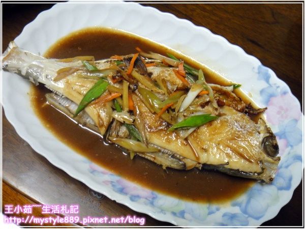 非常簡單的魚料理喔^^ 可依個人喜愛口味將調味料增減。