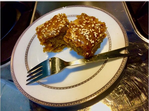 香噴噴的黑糖糕上桌囉