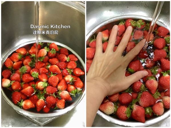 草莓在流動的清水中漂洗約2-3分鐘(先不用去除蒂頭!)（水量不要太大！），瀝掉水分