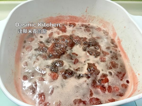 (可依各人喜好將上層泡沫撈除！）