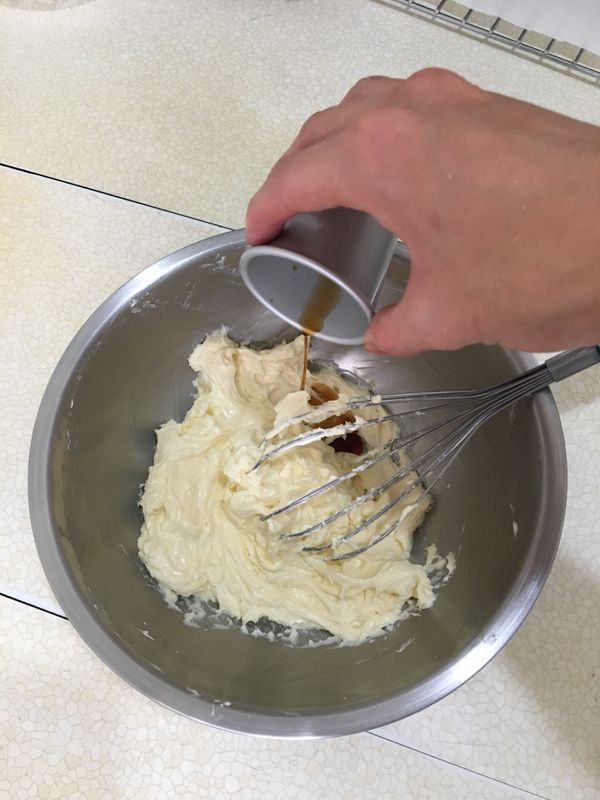 之後再加入香草精拌均