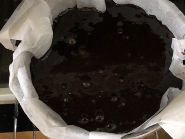 1.倒入模具內
2.放進烤箱180度烤培時間25分鐘