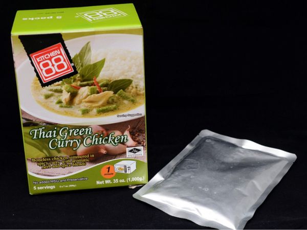 本次是由我朋友提供的
好市多熱銷綠咖哩料理包
(以下非業配文)