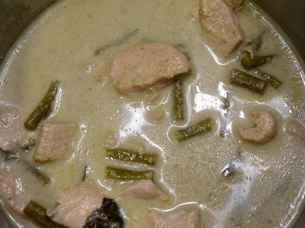 它打開來煮過，算是偏比較水的
(或者是在煮飯的時候，直接放在旁邊)