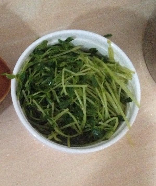 加入豌豆嬰蒸/悶熟