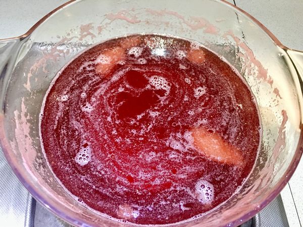 煮至湯汁略有呈膠質狀