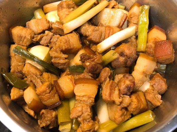 待電鍋跳起後
可放至瓦斯爐上
用小火煮到自己喜歡的Q度
（要翻動才不會燒焦）