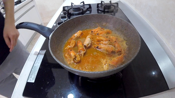 將入半碗水約150c.c.