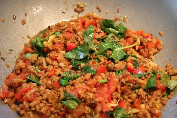 下九層塔，再炒約30秒，完成。