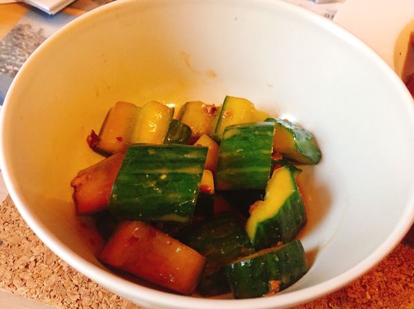 醃個1到2小時等到入味就可以拿出來配飯了。