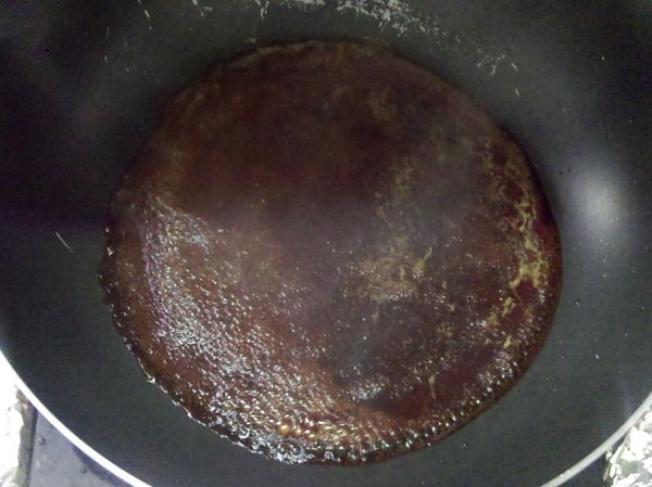 醬汁及水下鍋煮開