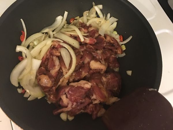 黑毛豬肉片下去