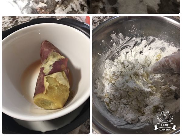 地瓜蒸軟後皮很好拔開、去皮後趁熱下、糖、樹薯粉、搓揉麵團至鵝黃色